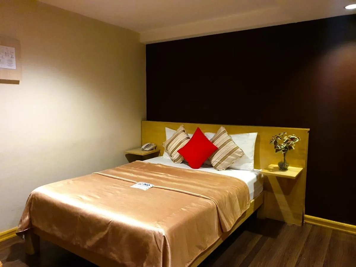Festive Hotel Makati Paco